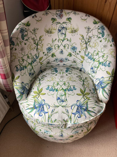 Ros Chair 480x640